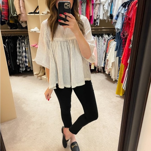 Royalty For Me Highrise Jeggings in Black - Picture 5 of 8